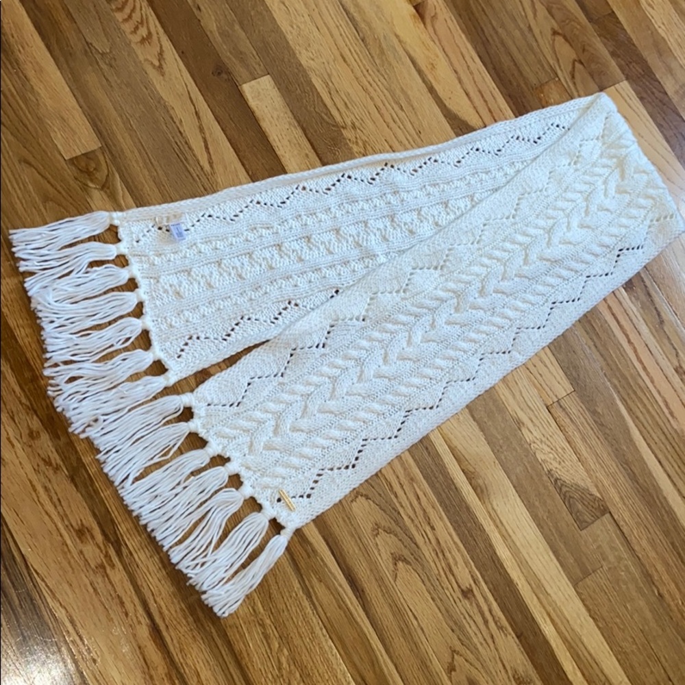 Michael Kors - Knitted Scarf